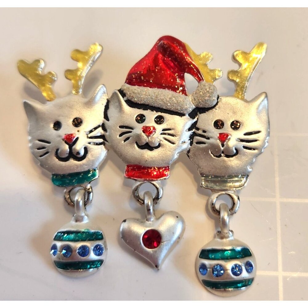 AMC Three Cat Brooch Christmas Santa Hat Reindeer Antlers Ornaments Vintage